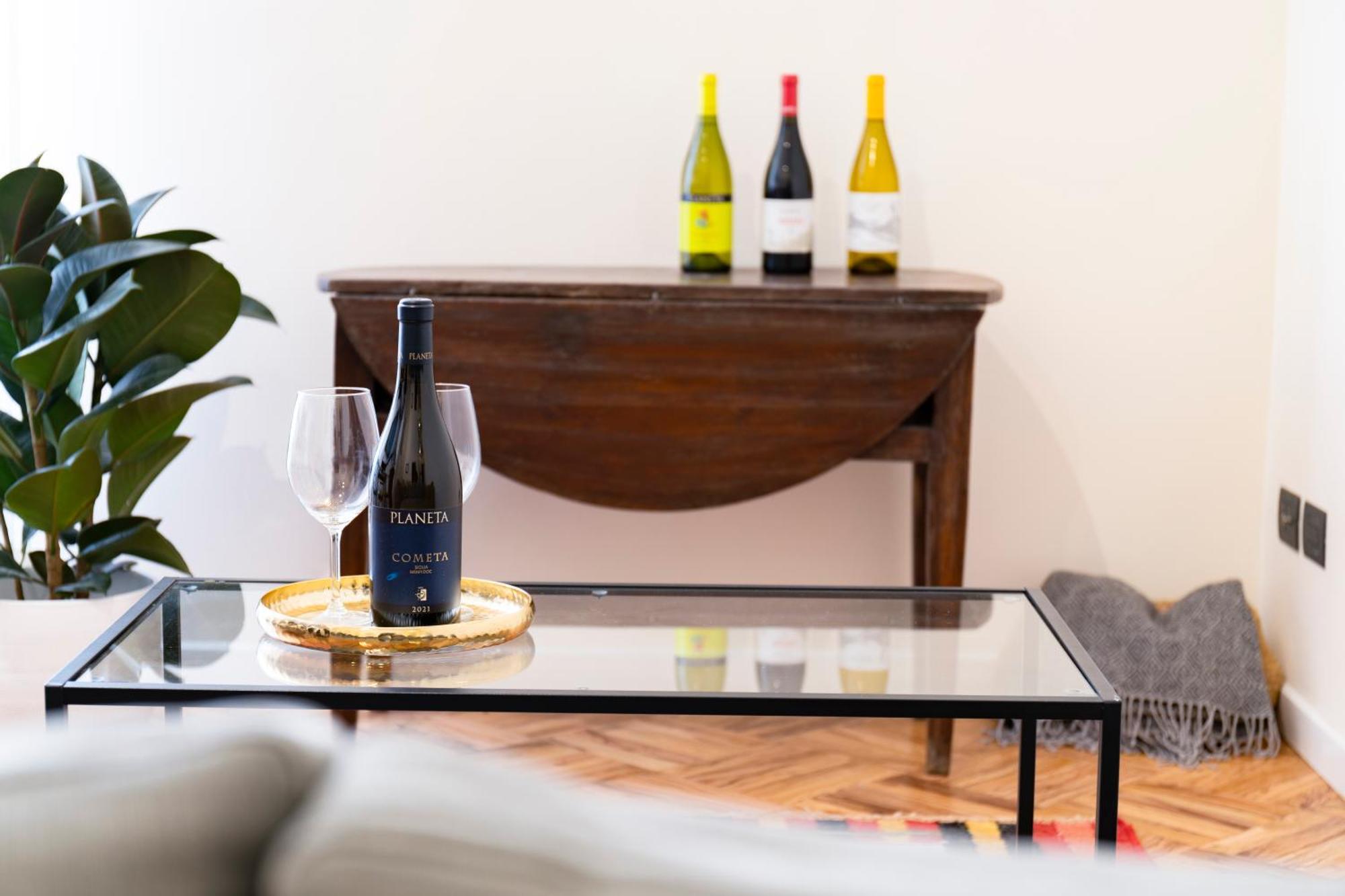 Palazzo Planeta Apartment ปาแลร์โม ภายนอก รูปภาพ