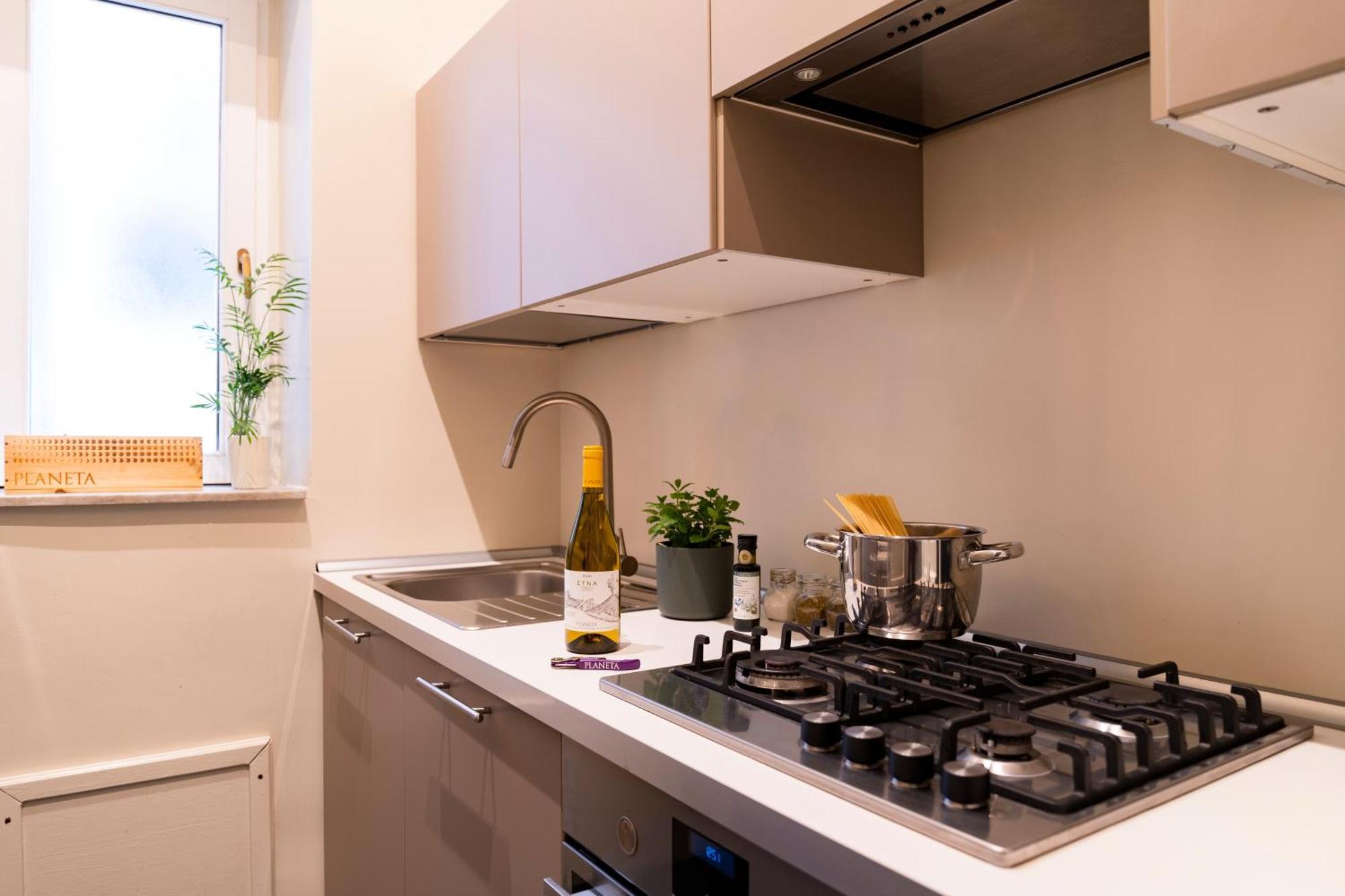 Palazzo Planeta Apartment ปาแลร์โม ภายนอก รูปภาพ